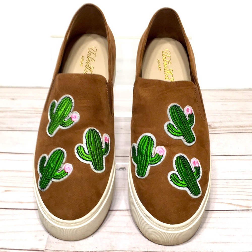 Ariat Brown Slip-On Shoes with Cactus Design